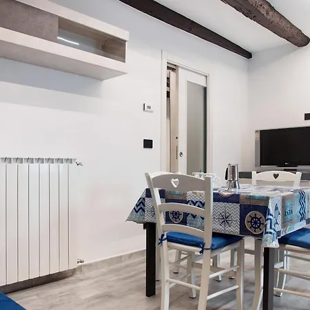 Nido Cicogna Apartment
